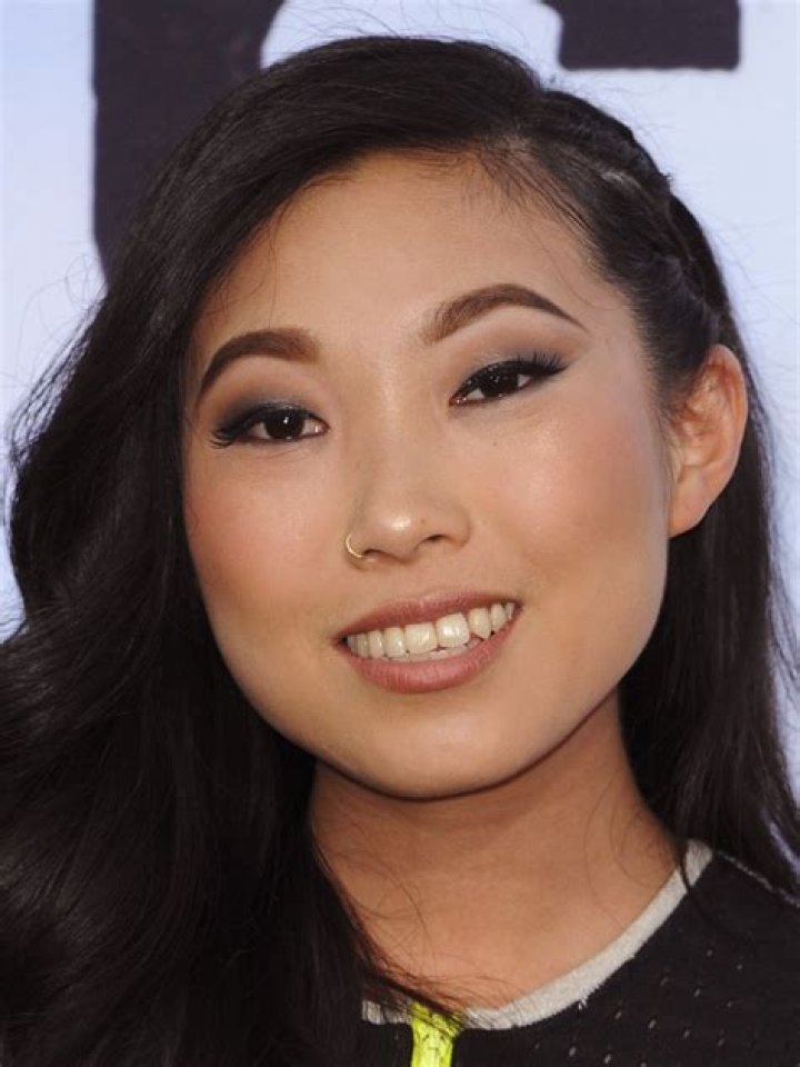 Awkwafina Jumanji Wiki Fandom
