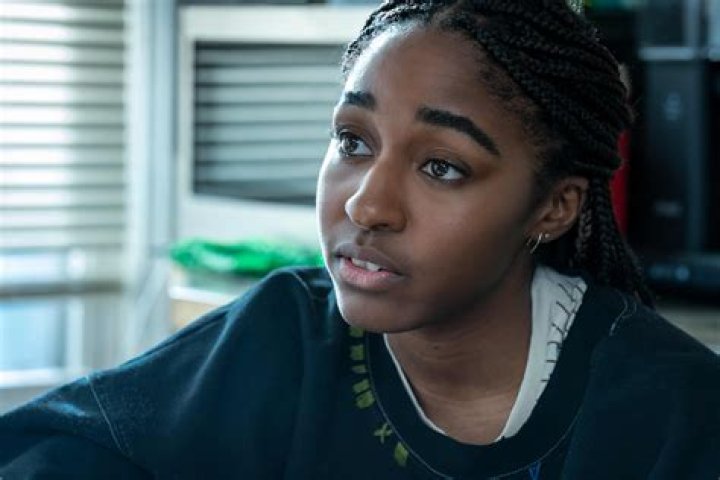 Ayo Edebiri 2024 dating, net worth, tattoos, smoking & body