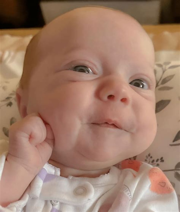 Baby Leighton Twinning With Mama Liz Johnston, See Pic Daily Soap News