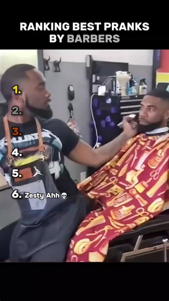BARBER PRANK Staring Into Client&rsquo;s Eyes 💈😂😂 YouTube