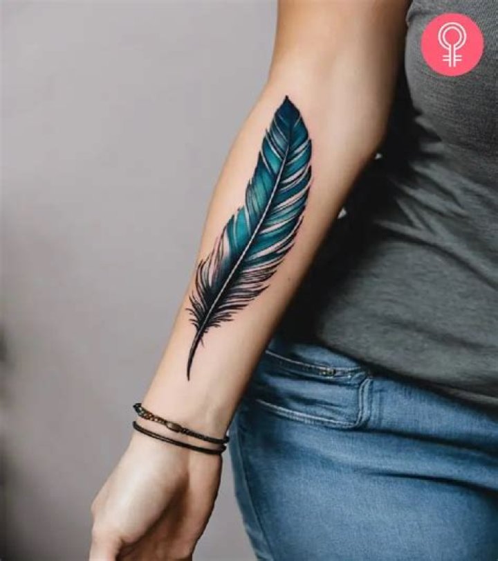 Beautiful Looking Feather tattoo designs with their meaning Body