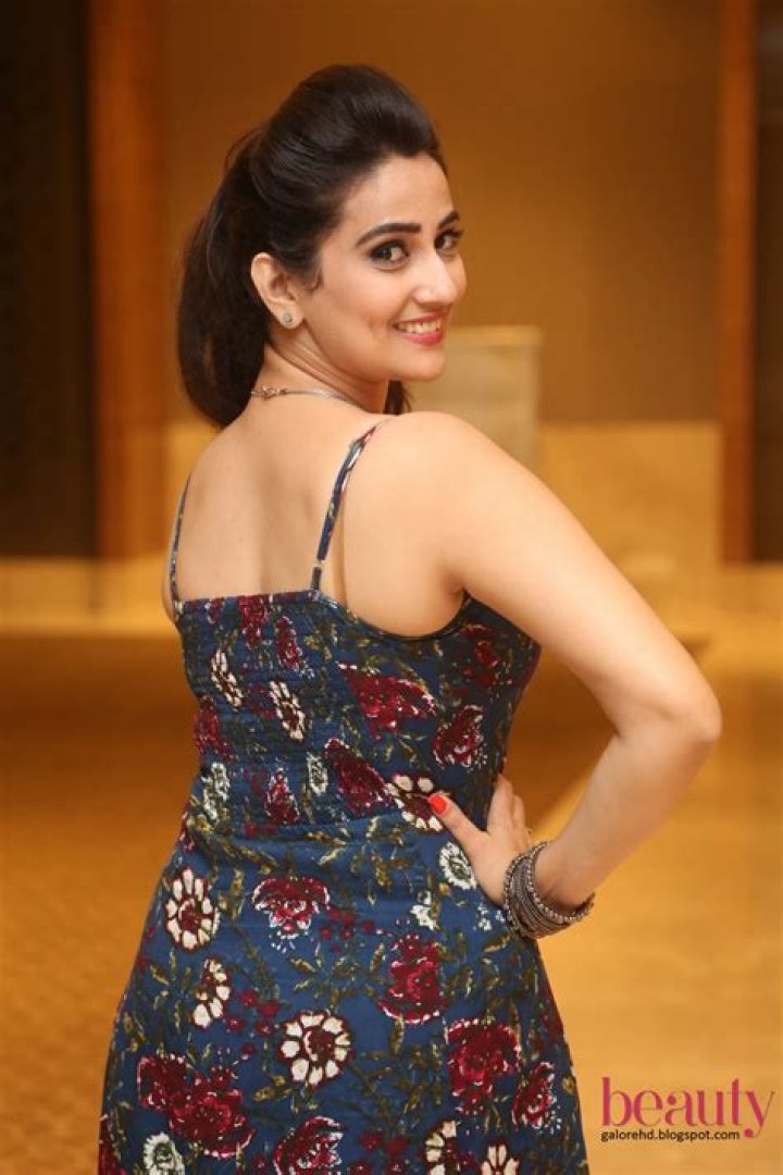 Beauty Galore HD Manjusha Hottest Tv Anchor Of Indian Television