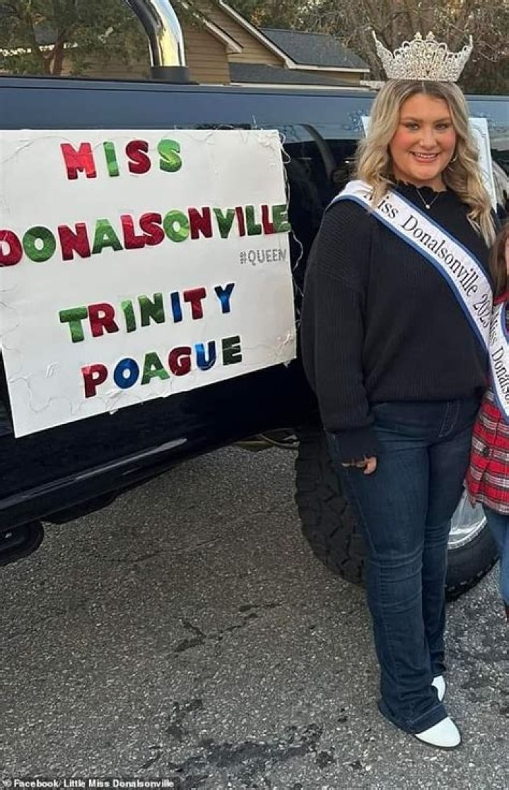 beauty queen Trinity Poague, 18, is seen in her mugshot after