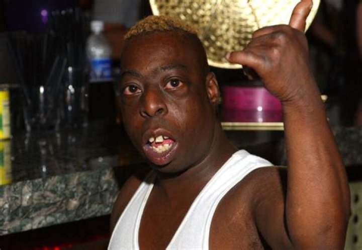 Beetlejuice Net Worth Bio Age Height Early Life Caree vrogue.co