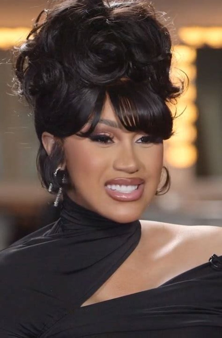Belcalis Marlenis &ldquo;Cardi B&rdquo; Almanzar (1992 ) &bull;