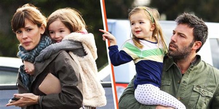Ben Affleck&rsquo;s Daughter Seraphina Shows Off Pink Buzz Cut on Outing With