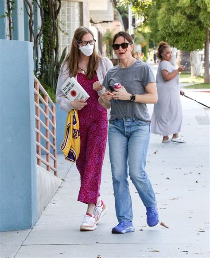 Ben & Violet Affleck Ben Affleck Photo (1602481) Fanpop