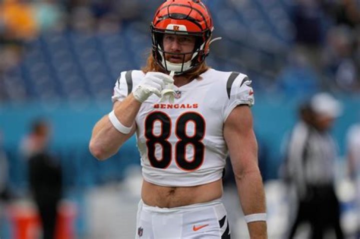 Bengals TE Hayden Hurst says calf injury is &lsquo;nothing serious