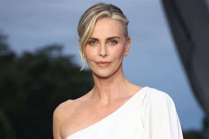 Best from the Past CHARLIZE THERON by Andrew MacPherson, 2000