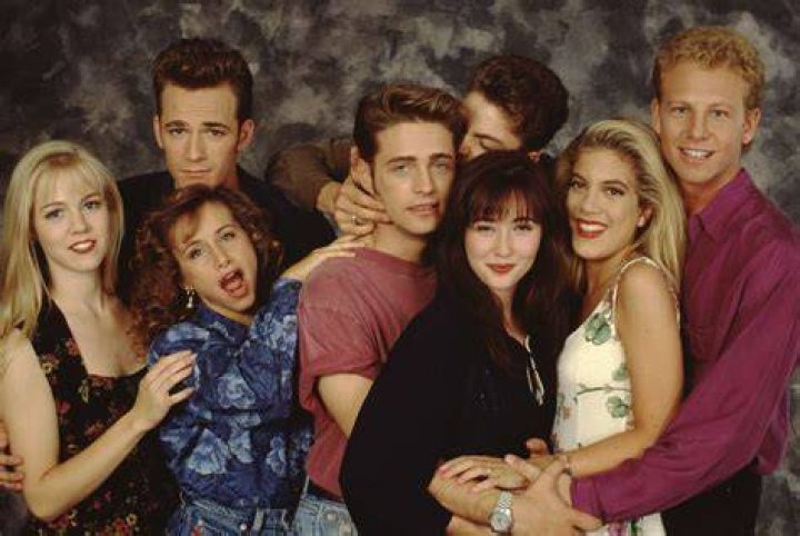 Beverly Hills, 90210 10 Things About Steve That Would Never Fly Today