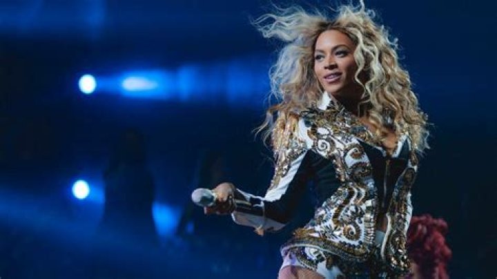 Beyonce's rarelyseen daughter Rumi makes special appearance to support