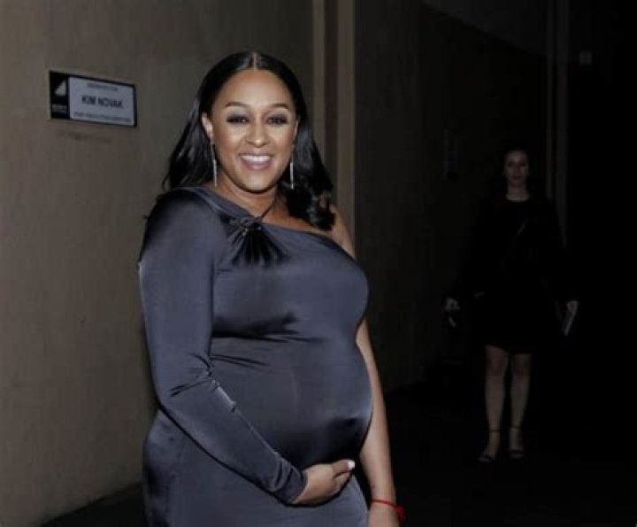 Beyonc&eacute;&rsquo;s fans rally around pregnant star after she is branded &lsquo;fat&rsquo; by