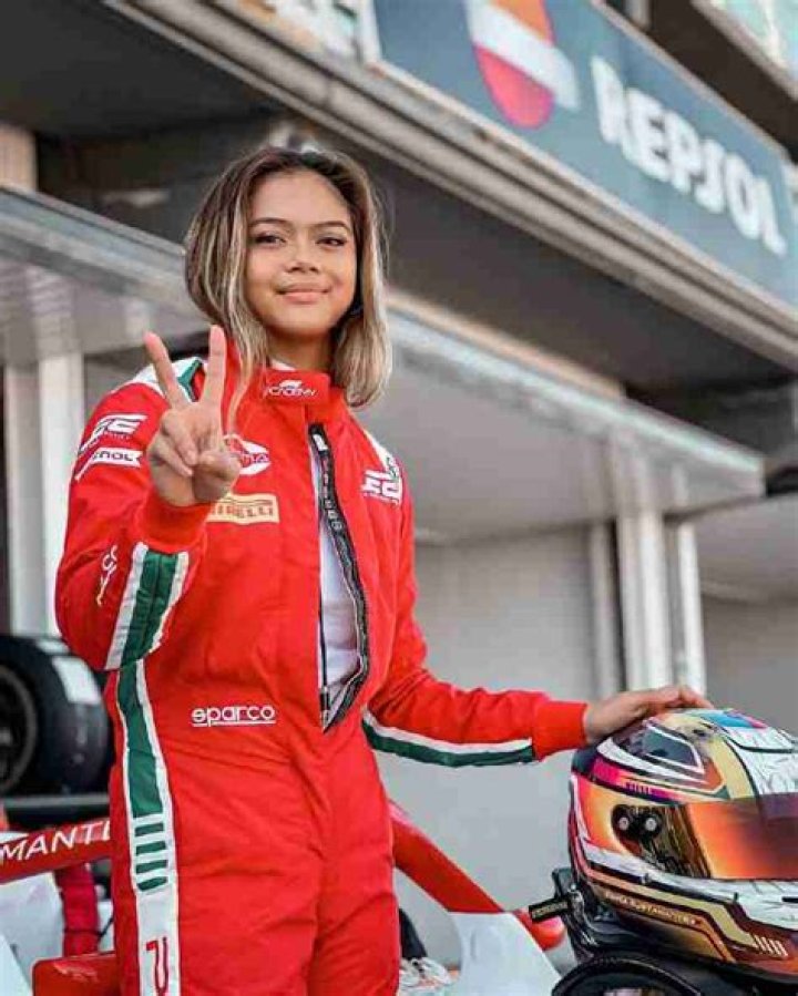 Bianca Bustamante Parents, Age, Bio, Boyfriend, Wiki, Net worth