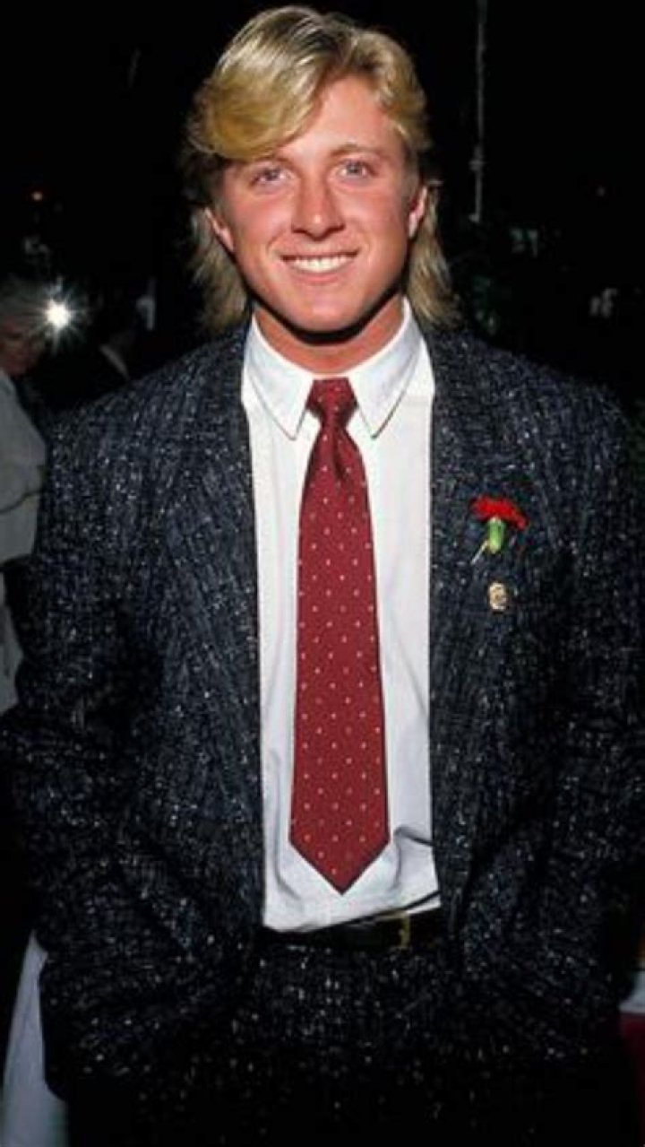 Billy in 1987 William zabka, Cute actors, The karate kid 1984