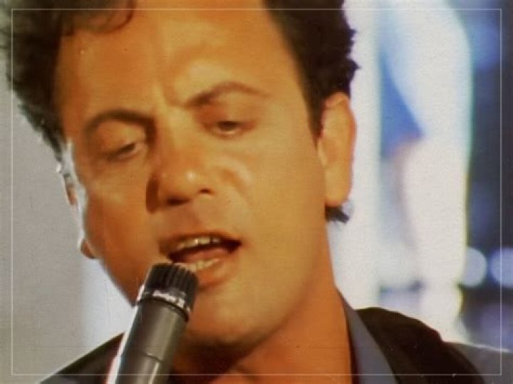 Billy Joel couldn't 'hack' touring due to asthma expert offers health