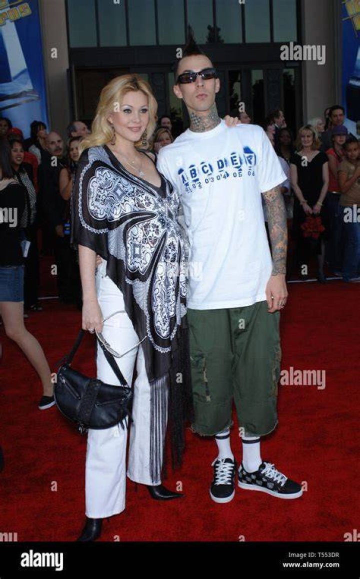 Blink 182 Star Travis Barker & Wife At The 2005 Mtv Movie Awards At The
