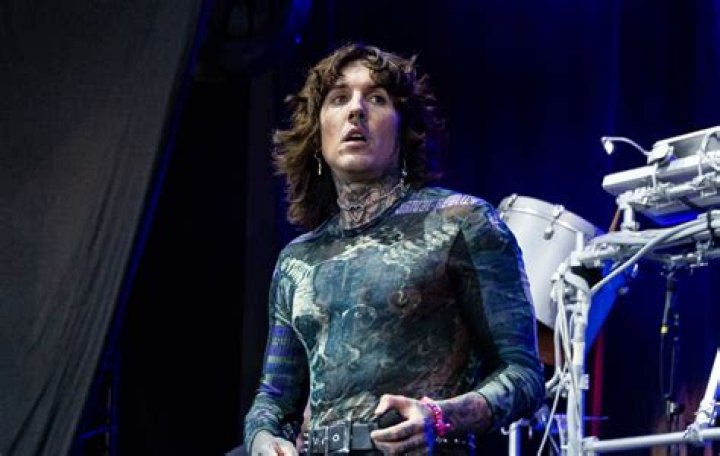 BMTH&rsquo;s Oli Sykes Names the Album That First Got Him Into Metal 94.1