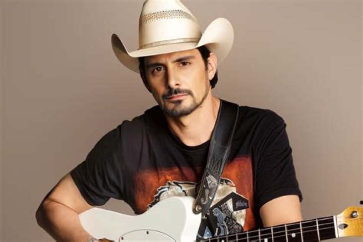 Brad Paisley Net Worth 2024 Songs, Earnings, Home and Age