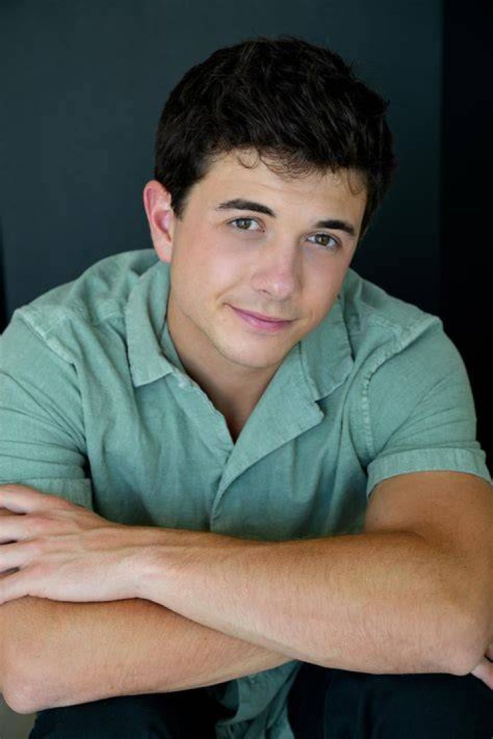 Bradley Steven Perry Age, Bio, Birthday, Family, Net Worth National