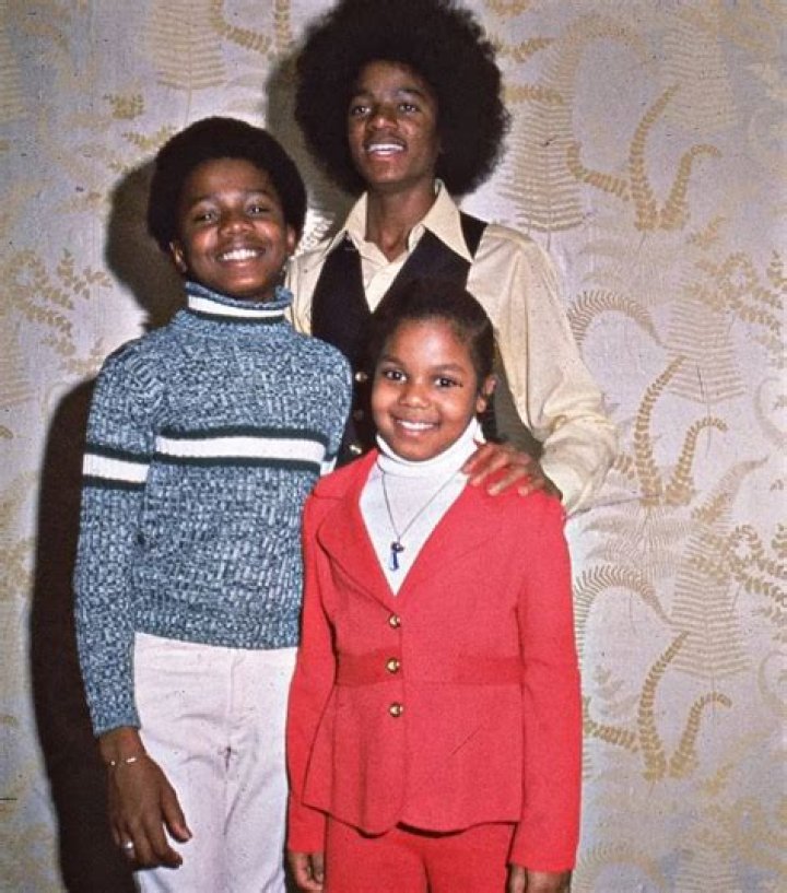 Bri Jackson (bri.jackson) Photos and Outfits on 21 Buttons Fashion
