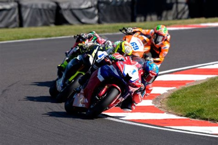 British Supersport Kyle Smith Riding Dynavolt Triumph Roadracing