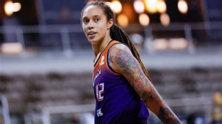 Brittney Griner Bio, Age, Net Worth, Height, Married, Nationality