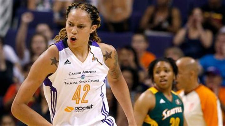 Brittney Griner continues to mature as Mercury rout Storm