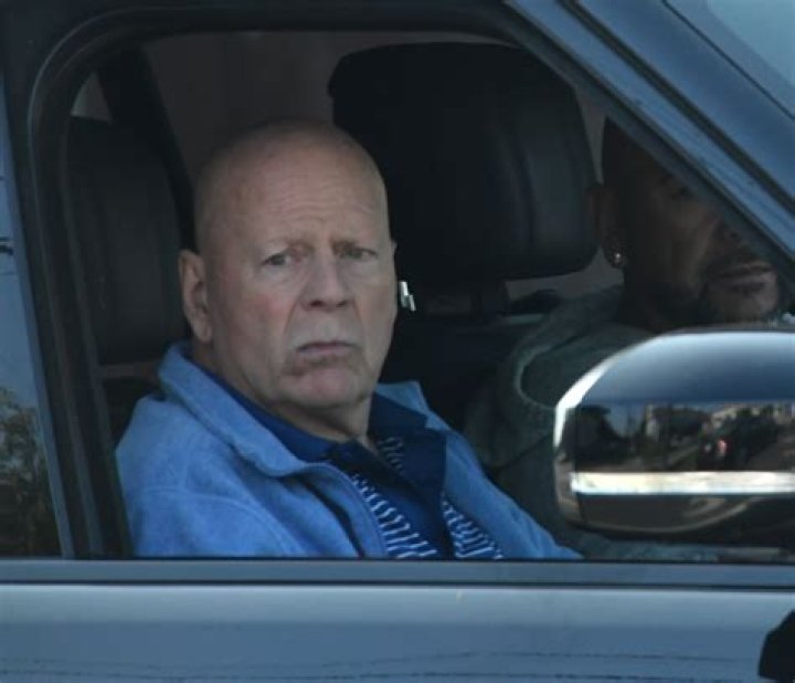 Bruce Willis's 250 Million Net Worth To 400 Jump In Paycheck For His