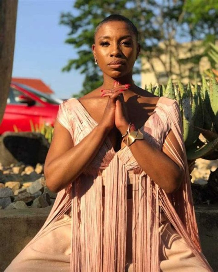 Busi Lurayi Bio, Age, Place of Birth, Cause of Death, How to Ruin Christmas