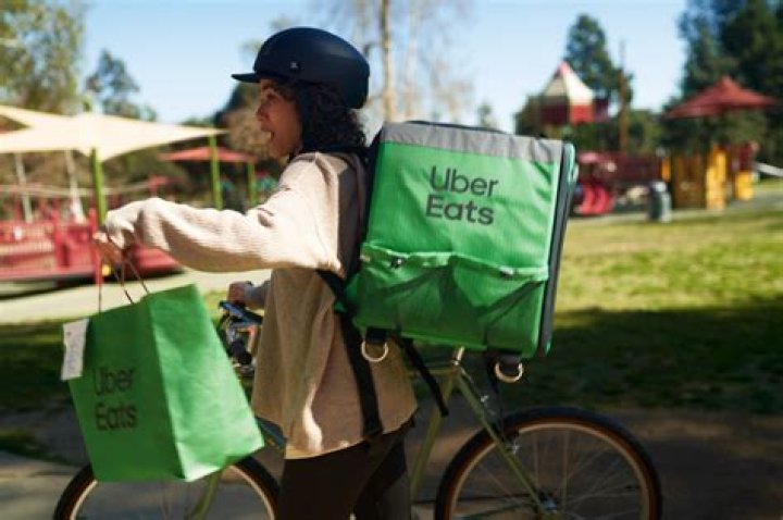 by Uber llega a Trujillo, &iexcl;para que nunca te falten las