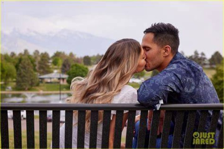 Carlos and Alexa PenaVega Hallmark Husband and Wife Geeks