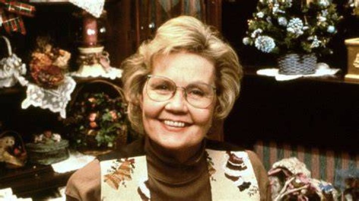 Carol Duvall Dead Host of HGTV Craft Show Was 97