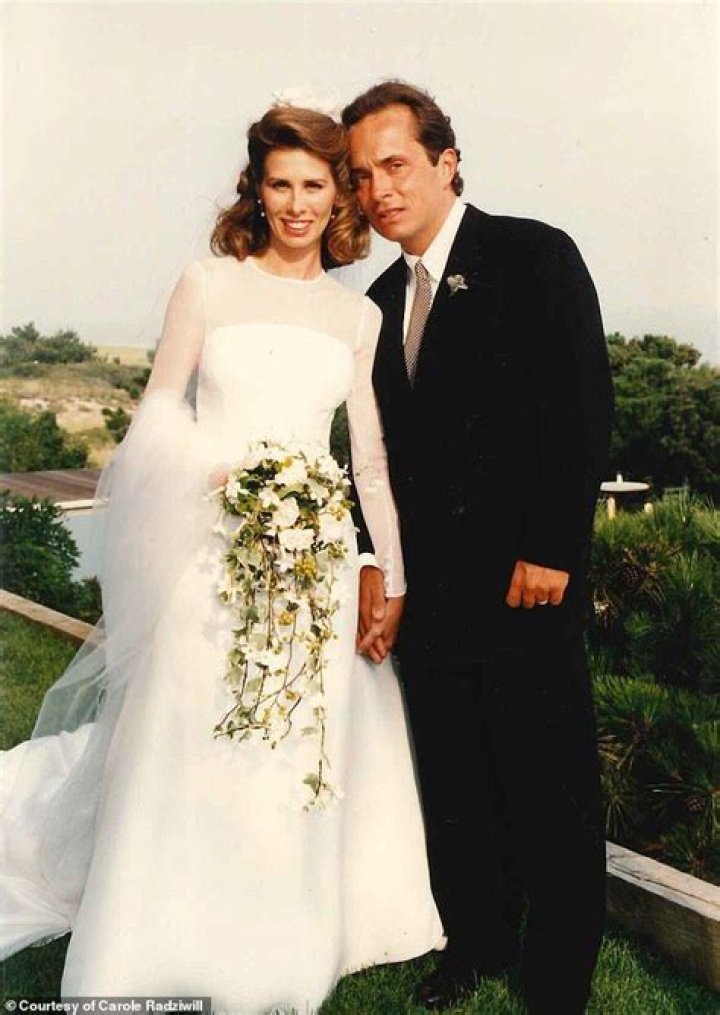 Carole Radziwill reflects on John Kennedy Jr and Carolyn John kennedy