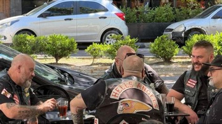 Caso Hells Angels ju&iacute;za insiste em fotografar corpos tatuados, 26