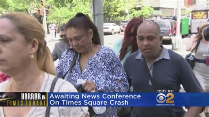CBS2 Exclusive Video Rojas' Family Arrives At Court YouTube