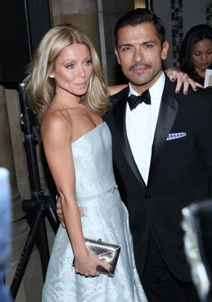 Celebs Gettin' Hitched in Vegas Fandango