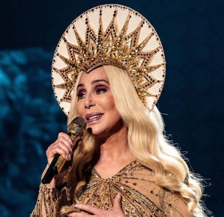 Cher (singer) Wiki, Biography, Age, Height, Weight, Family, Career