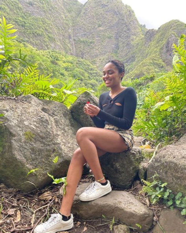 China Anne McClain Live Stream Video 02/05/2023 &bull; CelebMafia