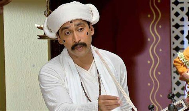 Chinmay Mandlekar (Actor) Wiki, Age, Height, Weight, Education, Career