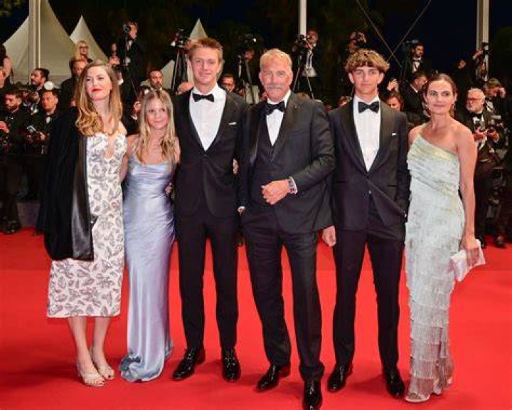 CIMINO Michael Web Cannes Story