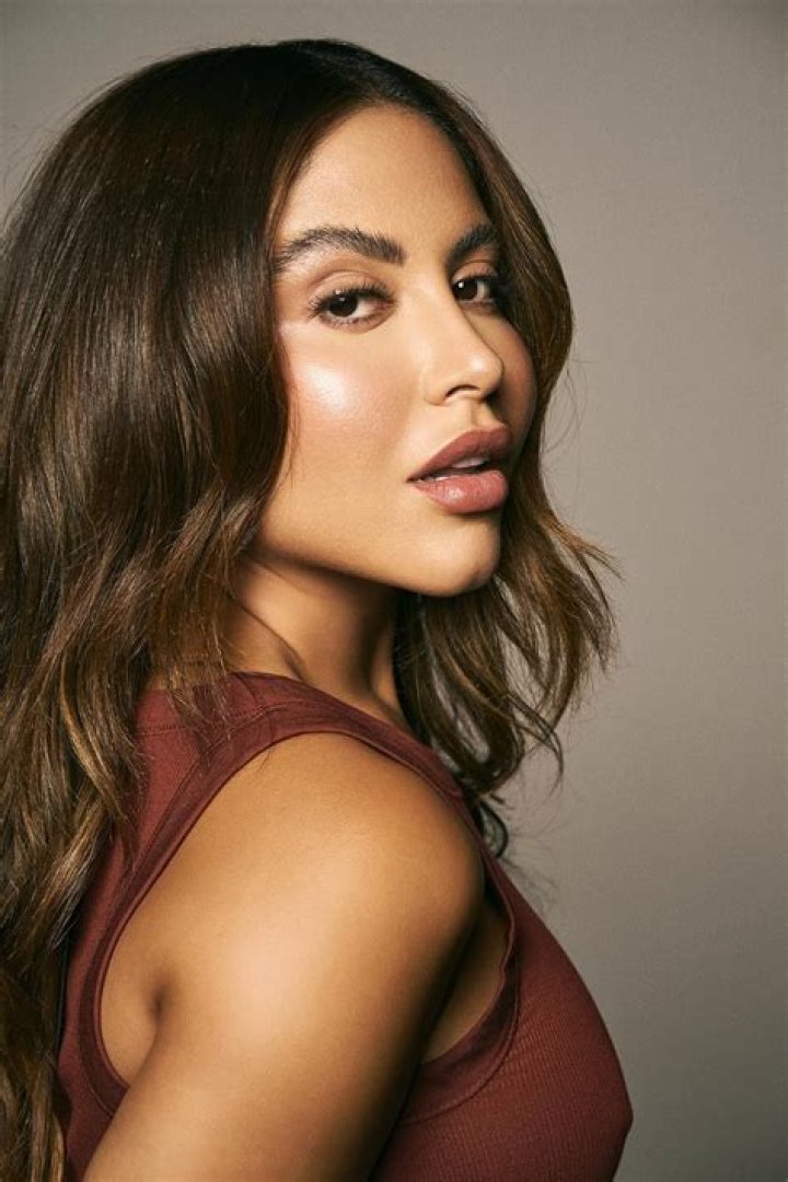 Cinthya Carmona &mdash; Biografi Aktor, Film, Penghargaan & Fakta