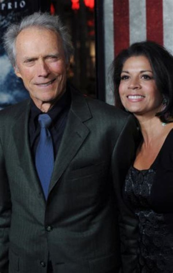 Clint Eastwood se separa de su mujer, Dina Ruiz