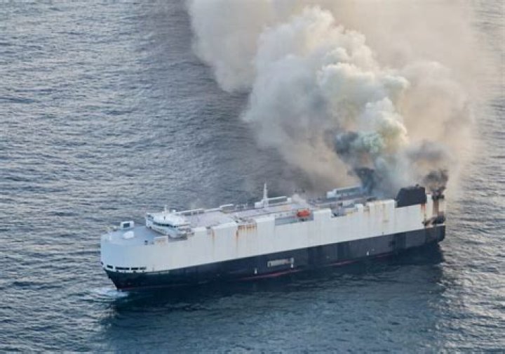 Coast Guard Responds To Fire Report On Yacht Of Retired Doc Busted For