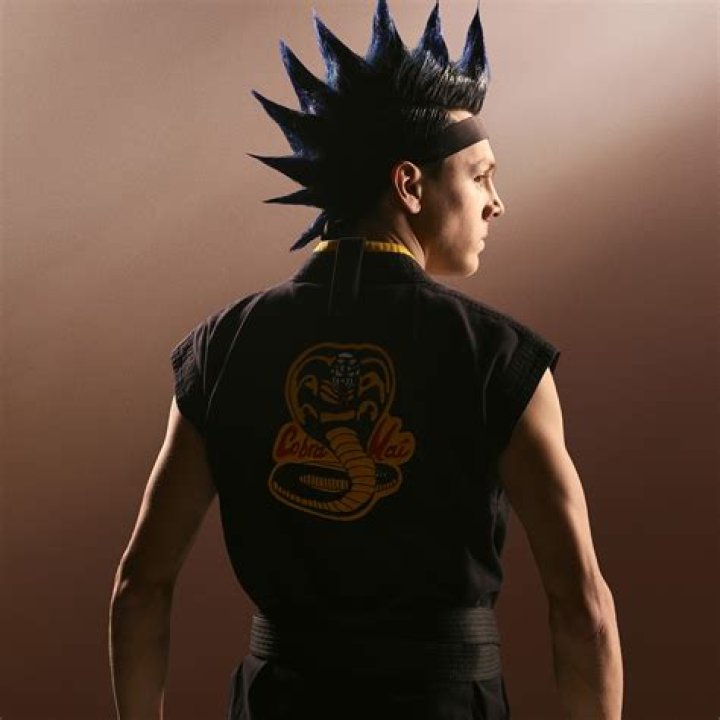 Cobra Kai Season 3 New Images And A New Trailer