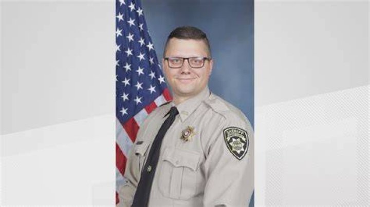 Coweta County deputy Eric Minix funeral