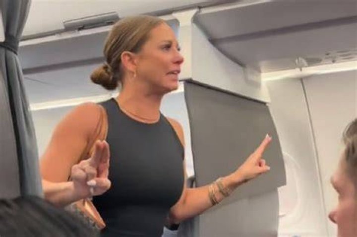 Crazy Plane Lady Takes First Flight Since Allegedly Seeing a Ghost
