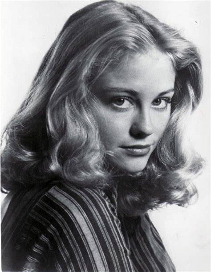 Cybill Shepherd born in 1950, screen debut in The Last Picture Show