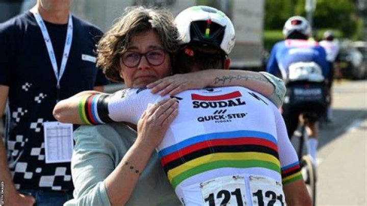 Cycling remembers &lsquo;exceptional&rsquo; Gino Mader after death at the Tour de