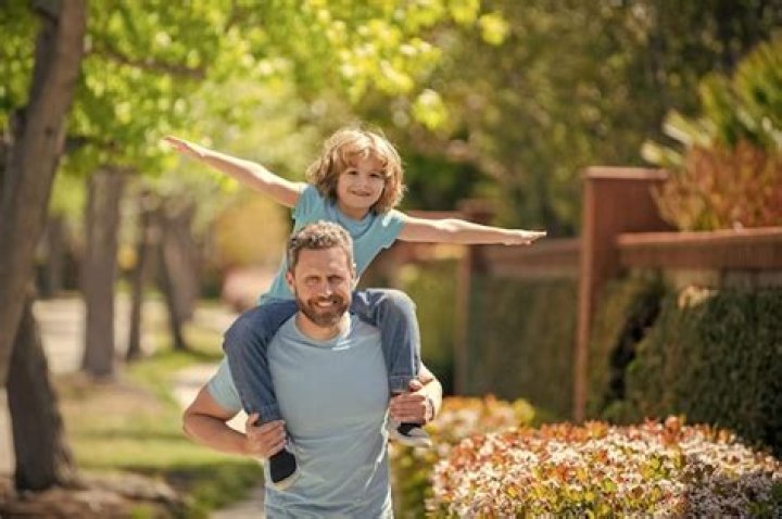 Dad's School DropOff Story Is Hilariously CringeWorthy