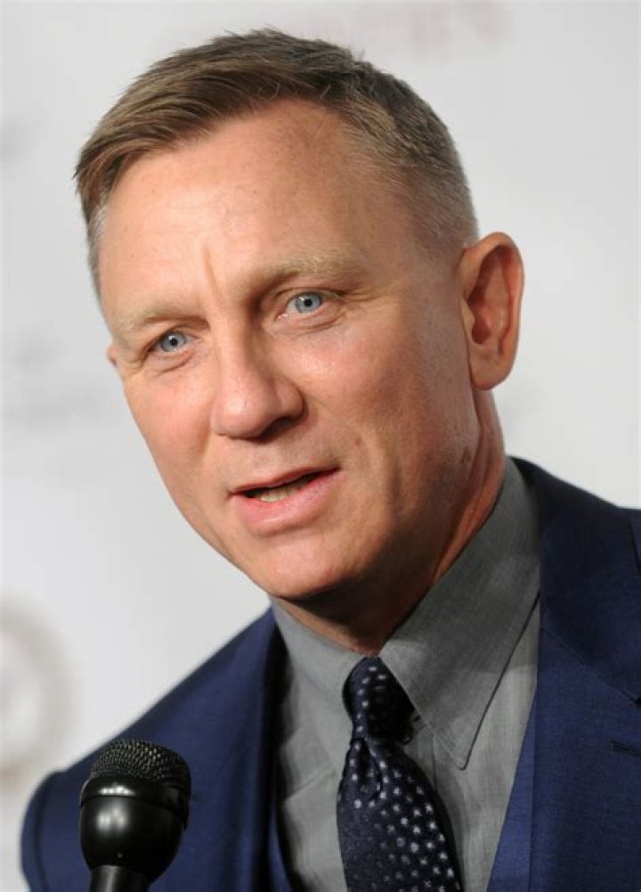 Daniel Craig haircut How To Hairstyle Like No Time To Die?Value Food